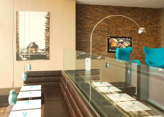 One Hamburg-altona Hotel 3*
